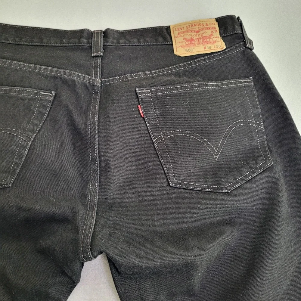 Levi's 501 Men's Original Straight Leg Button Fly Denim Blue Jeans Black 36x30